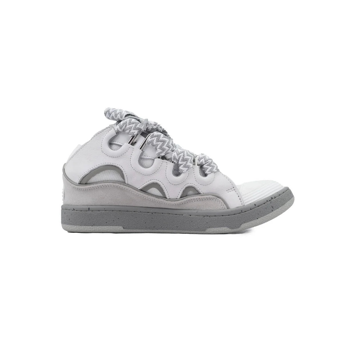 Curb Sneaker