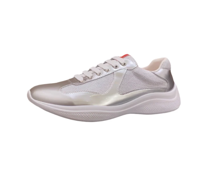 Cups Sneaker